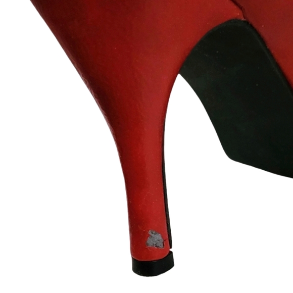 Rampage Red High Heels. - Picture 8 of 8